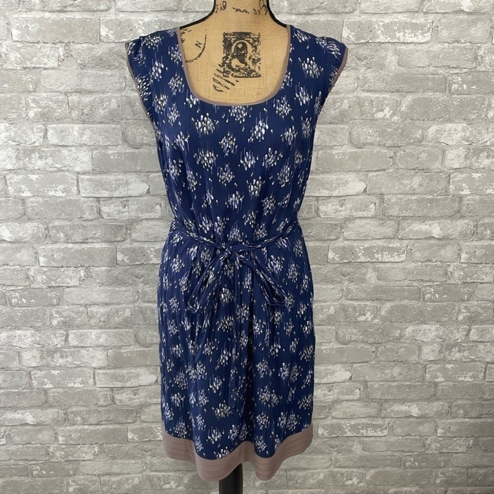 Boden A Line Dress US 14L Tie Waist Navy Blue Tan Trim Cap Sleeves Floral